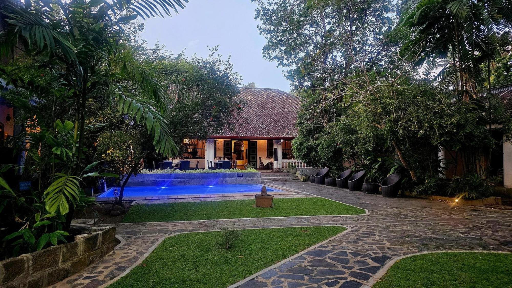 Nooit Gedacht Heritage Hotel Unawatuna Exterior photo